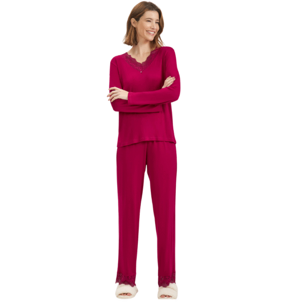 pijama-inverno-feminino-rendado-bordo