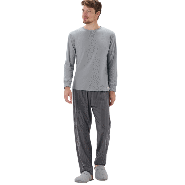 Pijama Masculino Manga Longa e Calça Cinza Listrado
